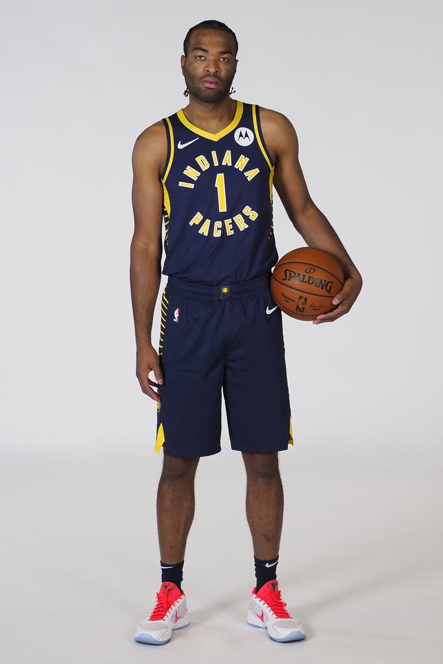 郑钦文的表 郑钦文的表